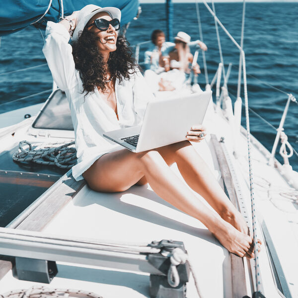 living-and-working-on-a-yacht